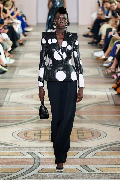 Look 7